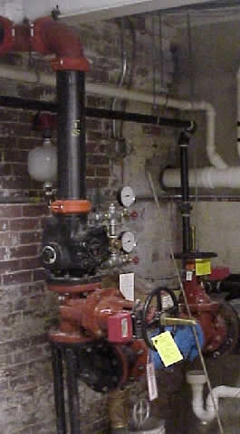 Wet pipe alarm valve